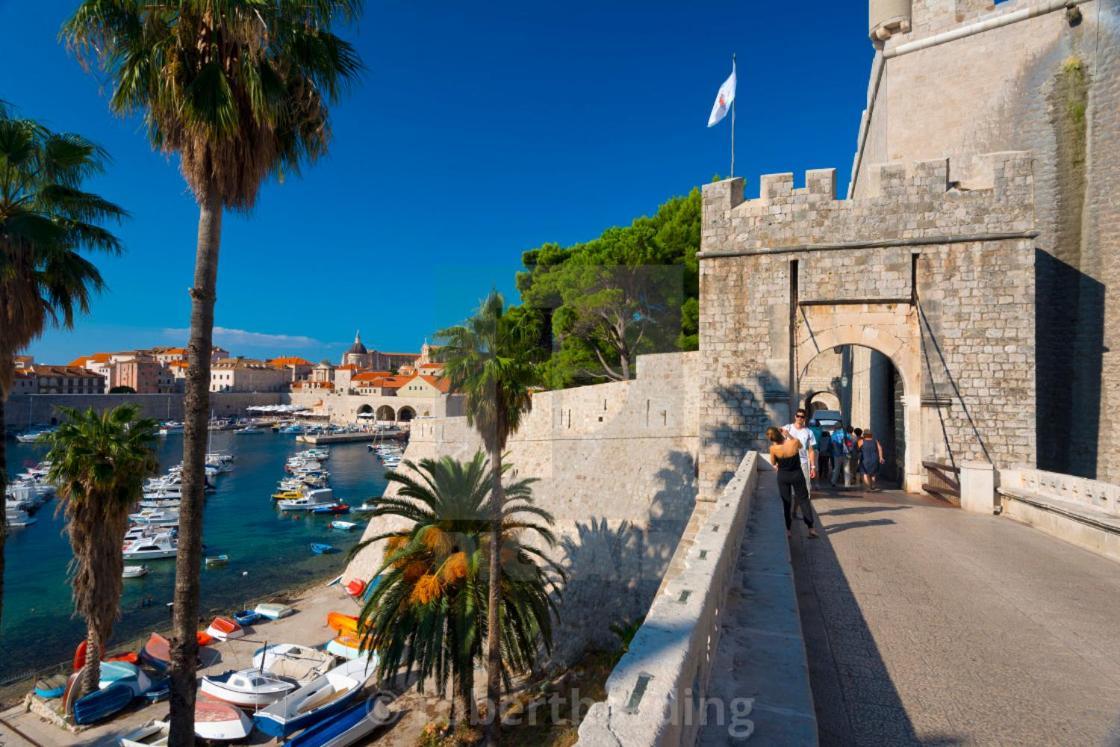 Apartment Relax And Holiday Ντουμπρόβνικ Εξωτερικό φωτογραφία